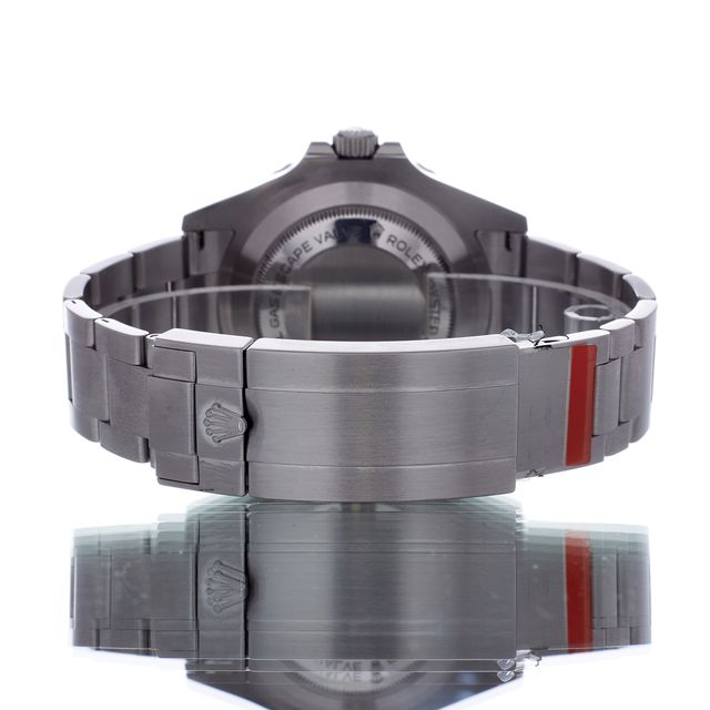 Rolex Sea-Dweller 126600 Image 3